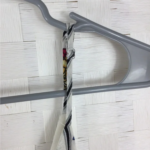 One Clothing Blue and White Floral Romper, Size Small - Picture 4 of 5